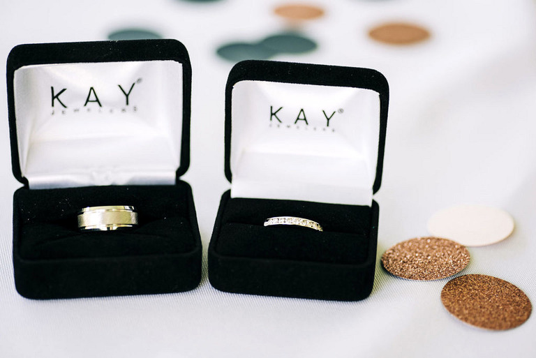 kay jewelers boxes and rings 